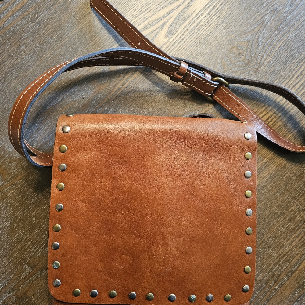 Patricia Nash Granada Flap Crossbody 🤎 - Picture 8 of 8